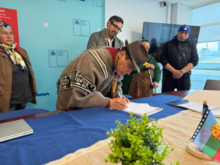 Comunidades Mapuche de Temuco reciben informes de CONADI que reconocen pérdida territorial desde 1894