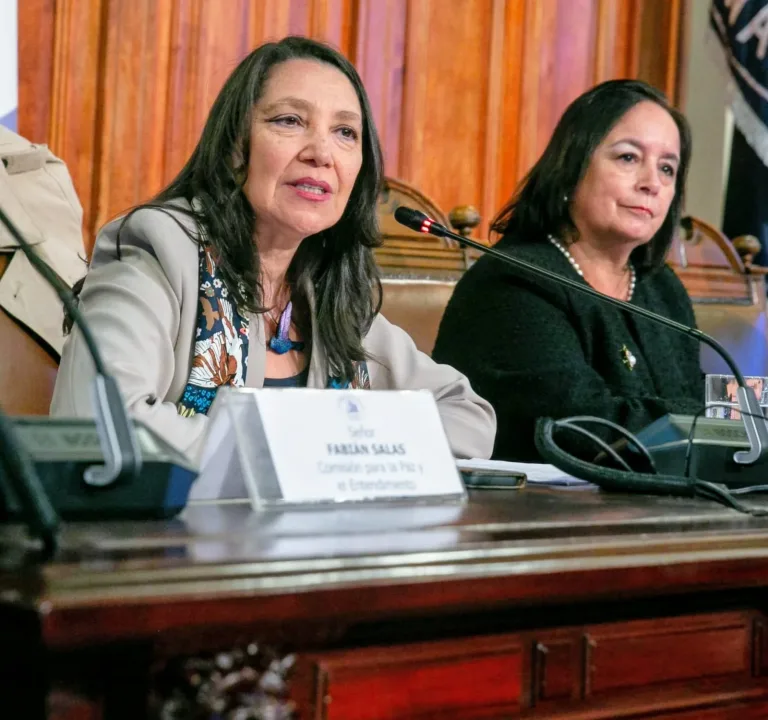 Expertos de Chile y España abordaron la reparación como derecho humano a víctimas de violencia y terrorismo en la Macrozona Sur y la experiencia española