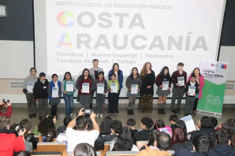 Servicio Local realizó masivo “Encuentro de Liderazgo transformador en tiempos de cambio” en la Universidad Católica de Temuco