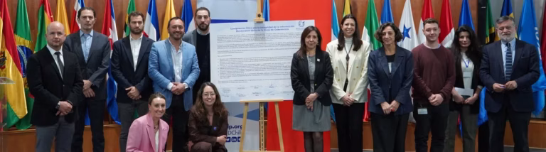 Renovando el Compromiso Ético por la Integridad de la Información Electoral para las elecciones de noviembre culminó el seminario de Servel y PNUD