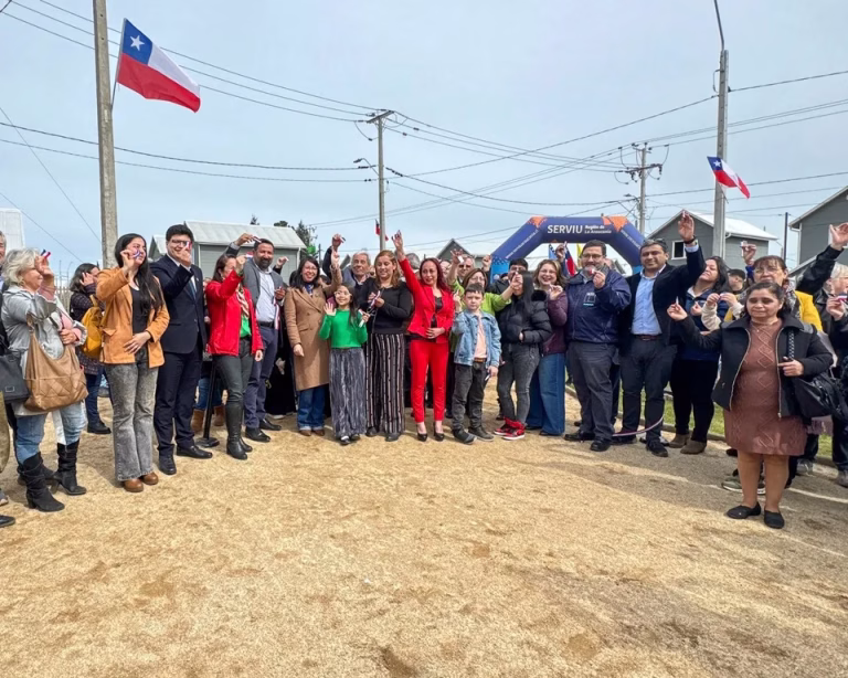 Victoria entrega 246 viviendas tras más de 8 años de espera
