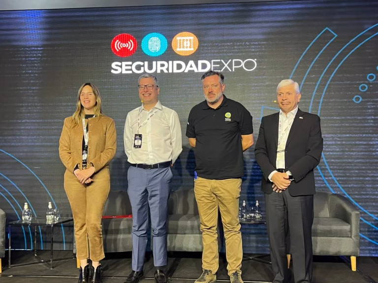 En la” Expo Seguridad, Santiago 2025” Temuco lidera la seguridad nacional con enfoque en la Protección de la Infancia a través del Plan Temuco Educa Protege