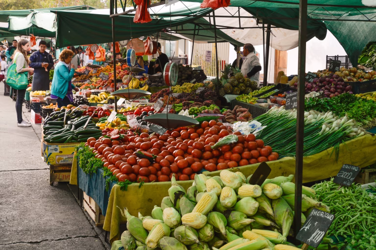 Chile no se cae a pedazos: Inflación se estanca en octubre y marca nivel más bajo en más de cuatro años
