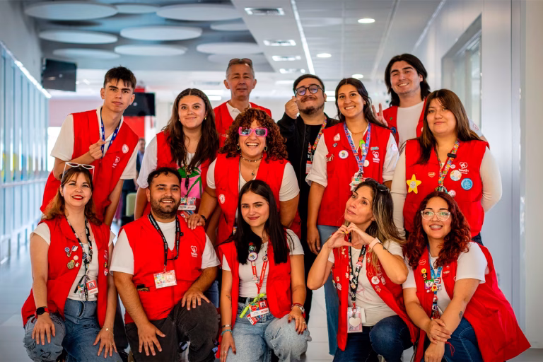 Teletón busca voluntarios para sus 15 institutos: postulaciones abiertas