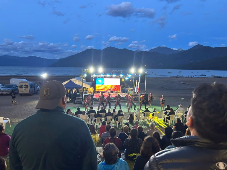 “Semana Caburguana” enciende el verano con deporte, identidad y triatlón federado en el corazón de Pucón