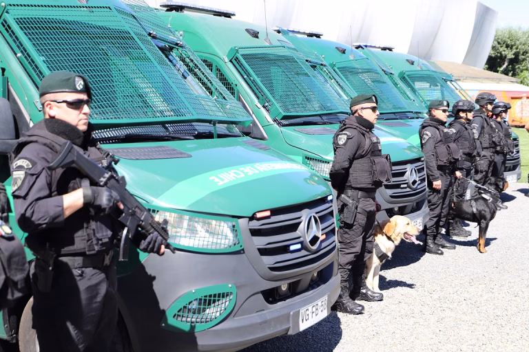Gendarmería incorpora cuatro nuevos vehículos para reforzar la seguridad en La Araucanía