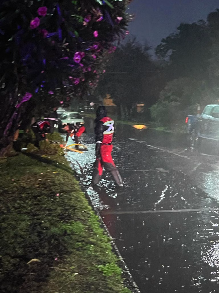 Pucón responde sin mayores daños ante intensas lluvias y ráfagas de hasta 80 km/h