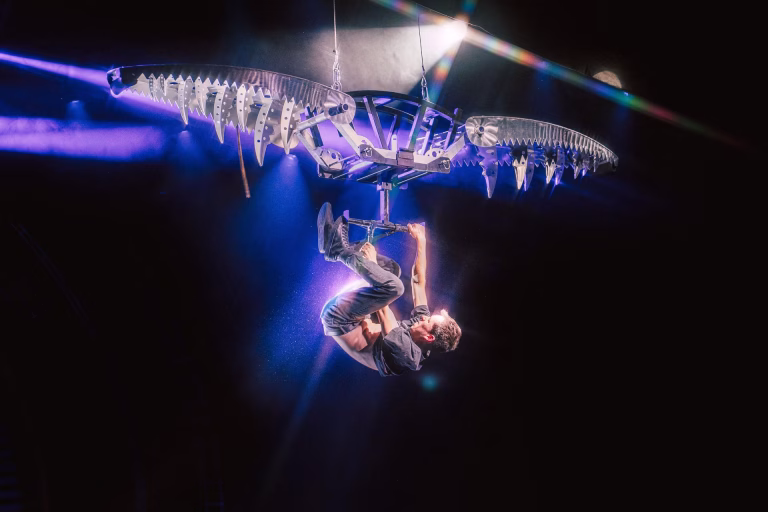 Mago Olhaberry llega a Temuco con “Infinito”, su show de escapismo más extremo