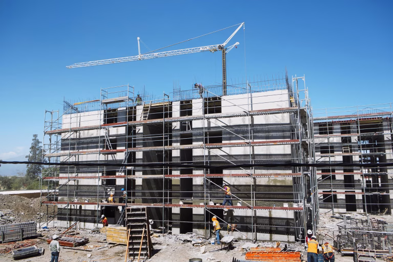 CChC Araucanía alerta por impacto del alza del petróleo en costos de la construcción