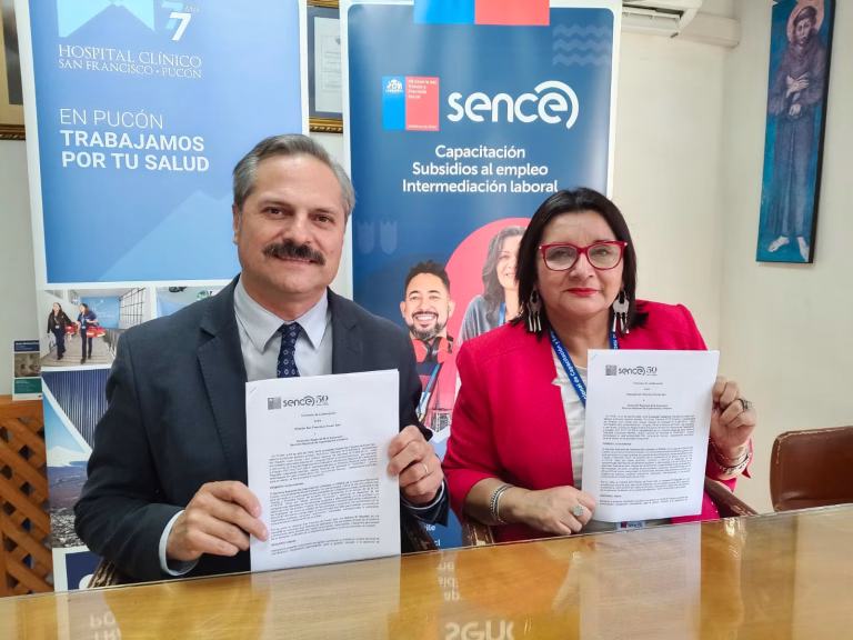 Sence y Hospital Clínico San Francisco de Pucón articulan trabajo conjunto por la formación y el empleo