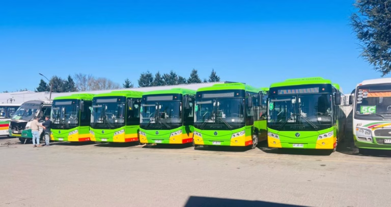 Gobierno Regional lanza programa para modernizar el transporte público y reducir uso de combustibles fósiles