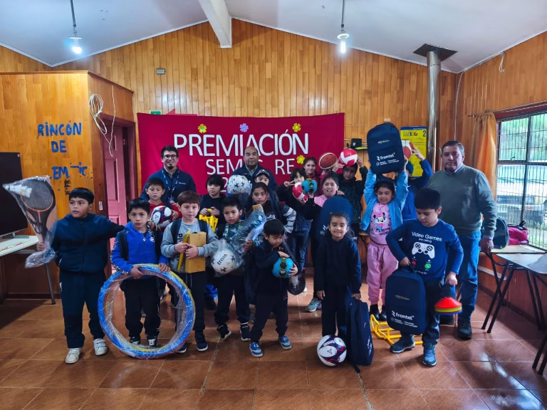 Frontel fortalece equipamiento escolar en Collipulli y Ercilla con programa “Escuelas con Energía”