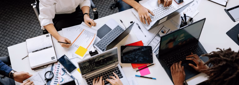 La IA amenaza el acceso al mercado laboral mucho más que el empleo