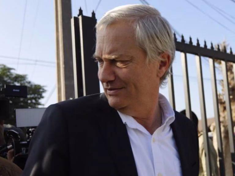 IA evalúa primer mes de Kast con nota 4,0 y advierte riesgo por fragmentación interna del oficialismo