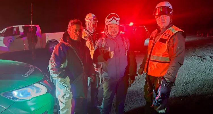 Tras más de 4 horas rescatan a joven de Temuco que se accidentó en los faldeos del volcán Lonquimay