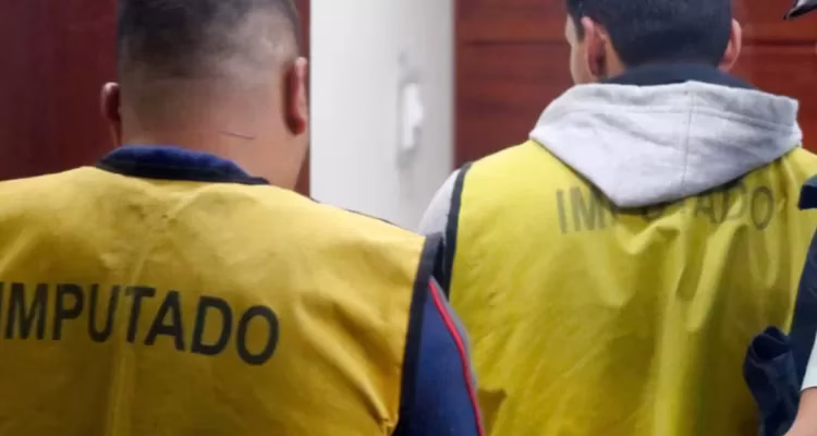 Prisión preventiva para imputados que asaltaron supermercado en Lautaro: huyeron en vehículo robado y con patentes falsas
