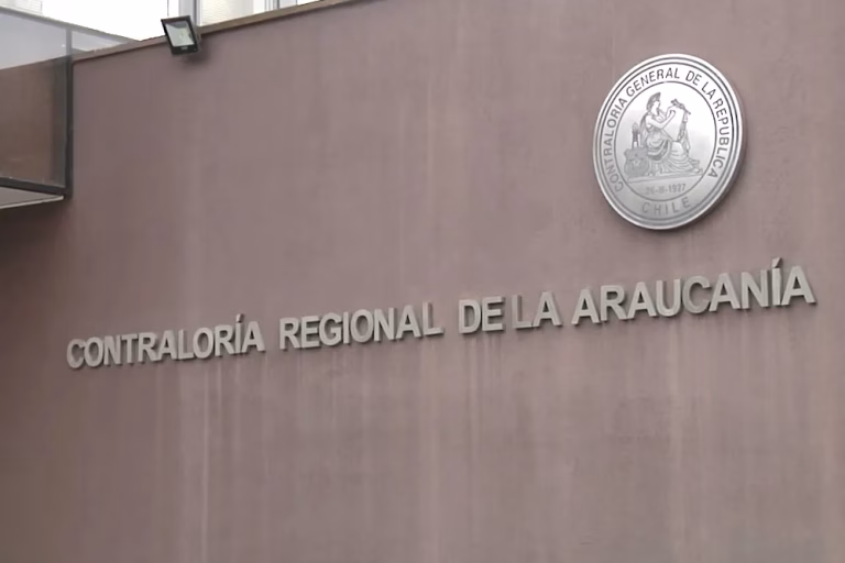 Funcionarios de Contraloría en La Araucanía con altos sueldos figuran como deudores del Fondo Solidario Universitario