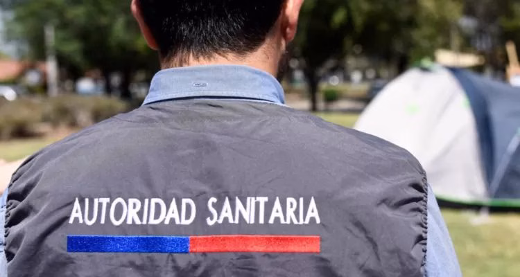 Fiscalización a cabarets y locales nocturnos en Pitrufquén deja 5 sumarios sanitarios