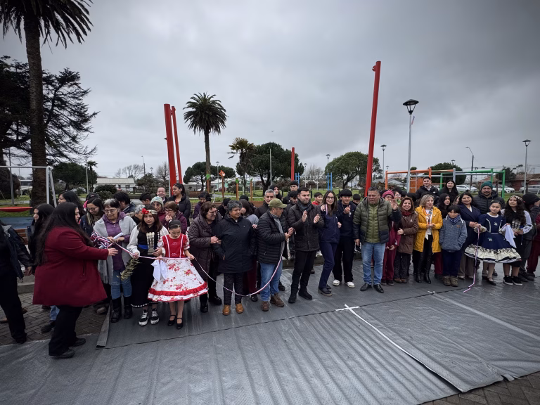 Desarrollo Social y Familia inaugura en Saavedra un espacio infantil trabajado junto a la comunidad