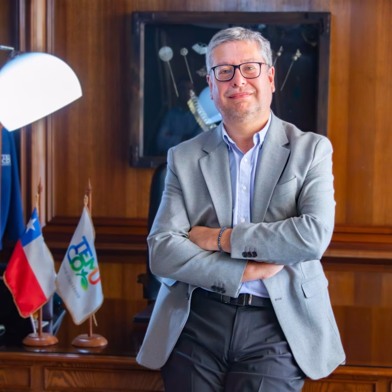 Alcalde de Temuco califica de “ignorancia gigantesca” propuesta de cerrar el Ministerio del Deporte