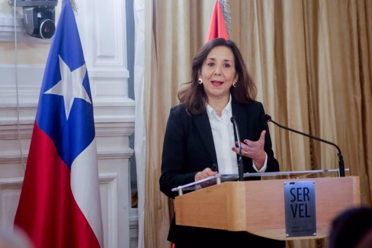 Servel lanza el primer Observatorio de Violencia Digital contra las Mujeres en Política en Chile