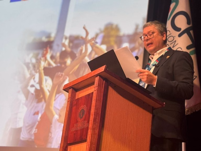 Alcalde de Temuco sacó aplausos al proponer proyecto de ley para instaurar Juegos Deportivos Nacionales cada dos años