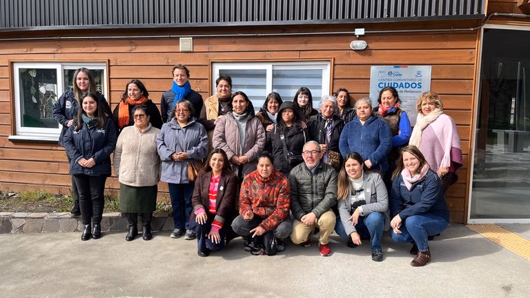 Cien mujeres cuidadoras de La Araucanía se capacitarán en habilidades digitales para emprender