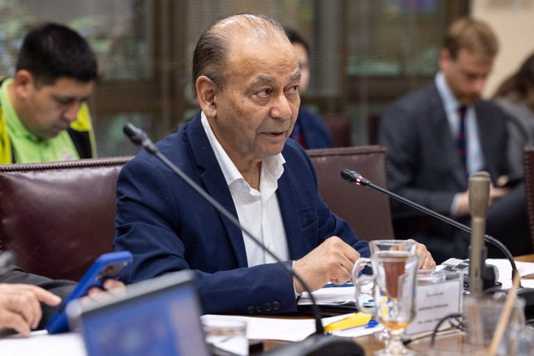 Senador Ricardo Celis pide rechazar relleno sanitario Pintamahuida y alerta por impacto en Lautaro