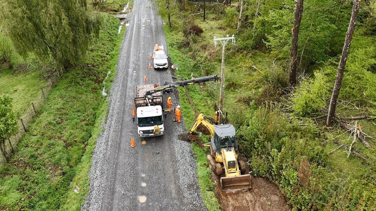 Frontel realizó mejoras en la red eléctrica del sector Caivico en Cunco